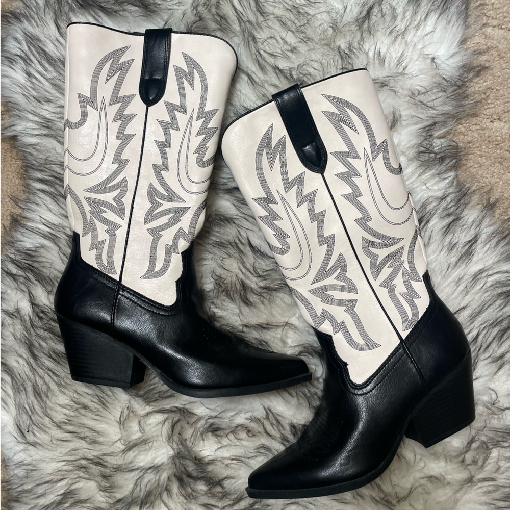 Indigo Black and Cream Heeled Boots